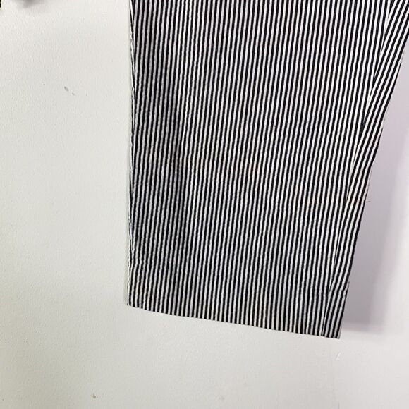 Loft Seersucker Cropped Stripe Capri Pants Navy 8P - Picture 4 of 11